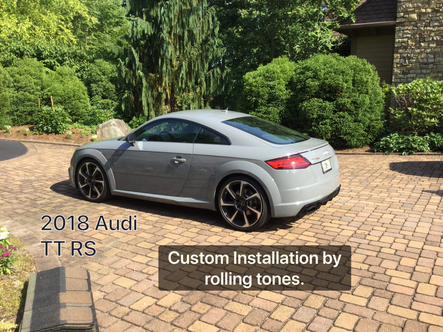 sideview of a 2018 Audi TT RS