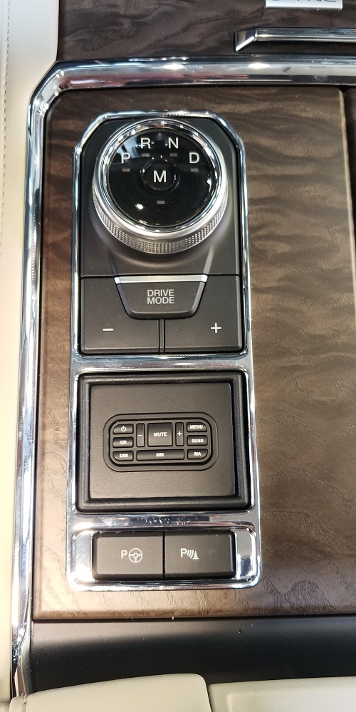 Custom K40 Police Radar Receiver Controller Installed on 2019 Ford Expedition in Lafayette, LA