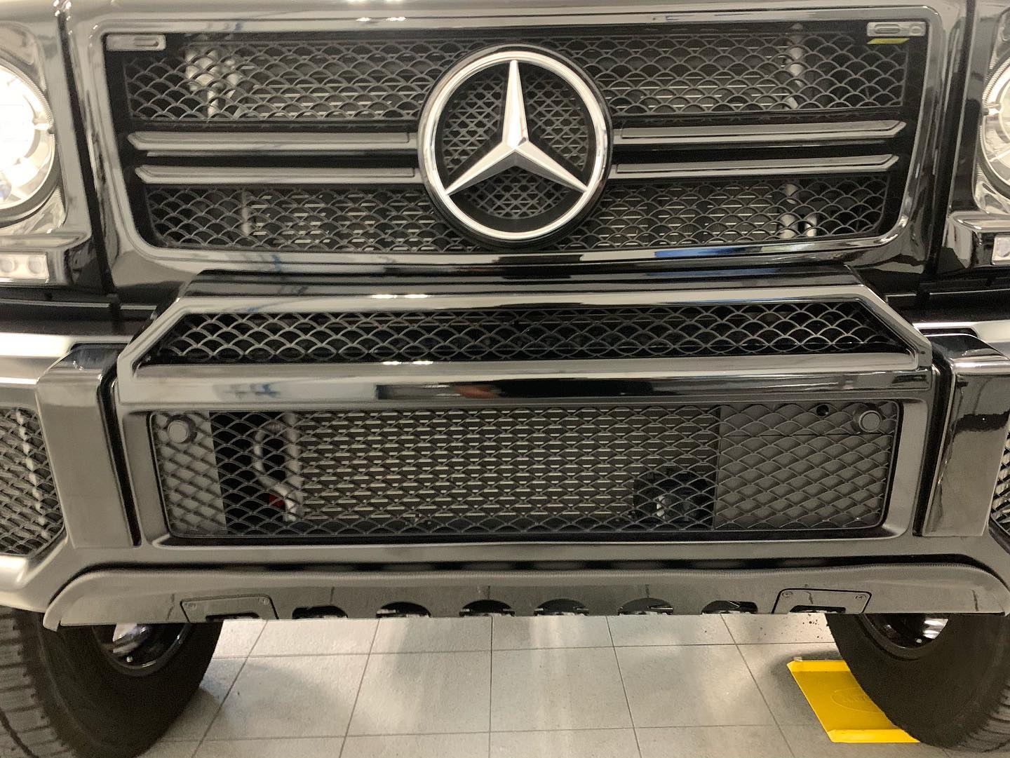 K40 Hidden Laser Defusers on a 2018 Mercedes Benz G-Wagon 4 X 4 in Delray Beach, FL