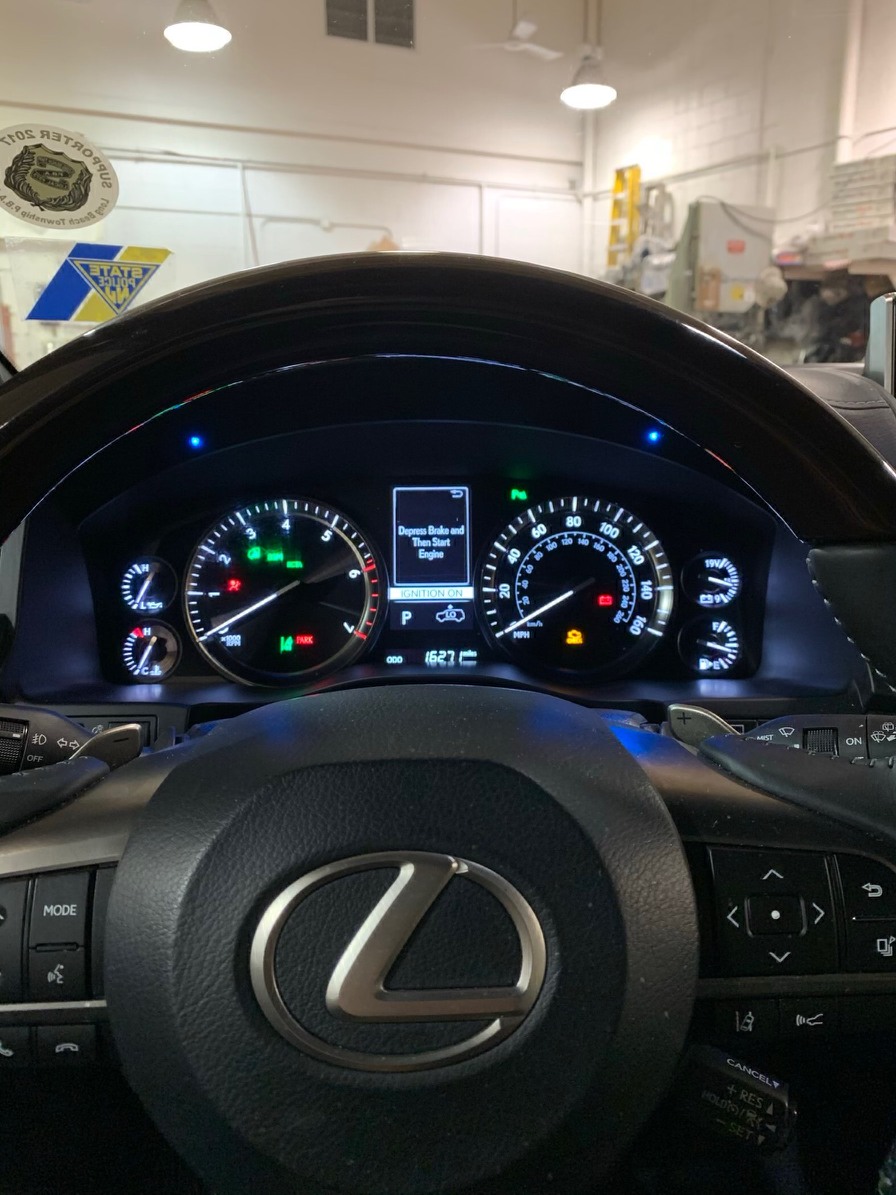 k40 radar detector alert leds on a 2019 Lexus LX570